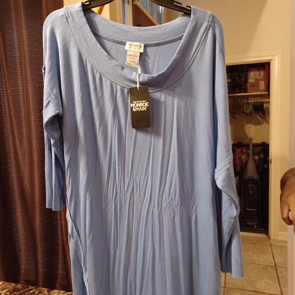 Monroe & main women's blouse - Picture 3 of 7